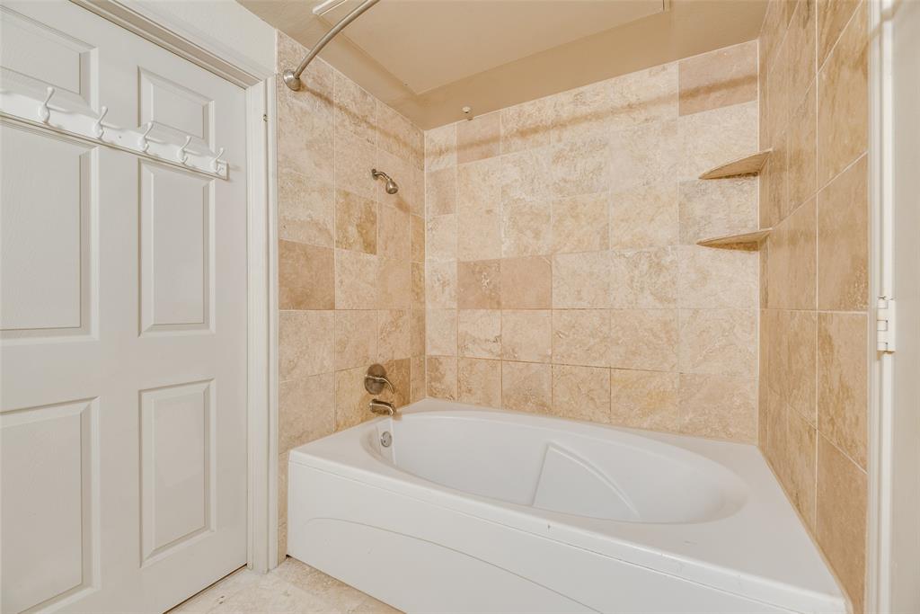 3102 Kings Road, Unit 2204 Dallas, TX 75219 - Photo 11 of 14