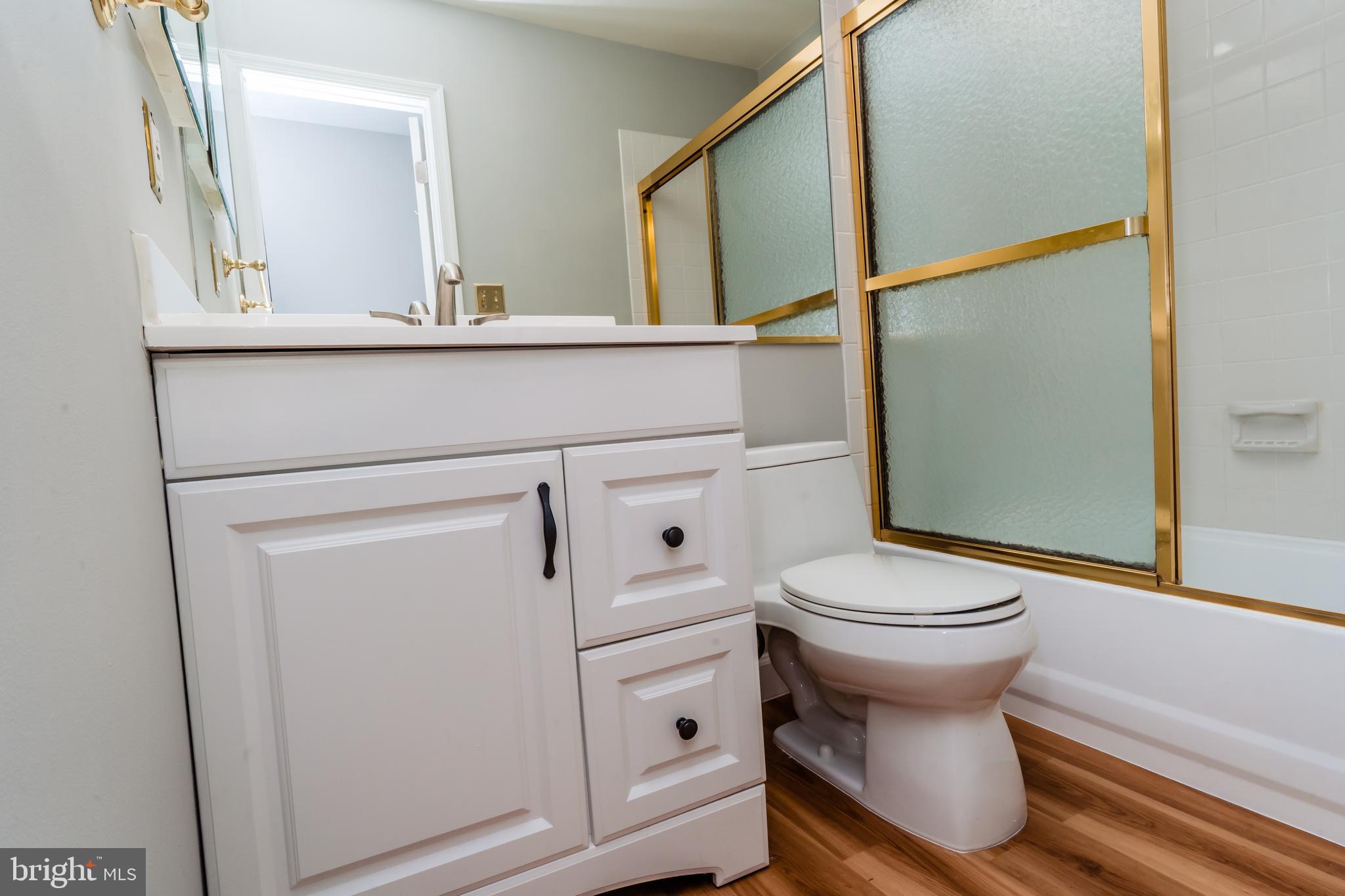 1110 Gresham Road Silver Spring, MD 20904 - Photo 37 of 75 Owners En-Suite Shower In Tub 2 Of 2 Vanities