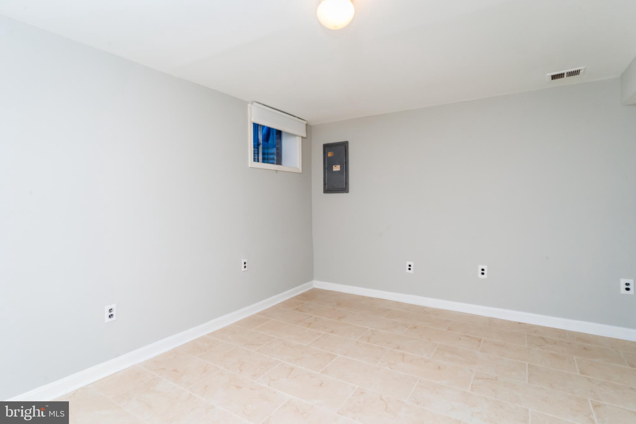 1110 Gresham Road Silver Spring, MD 20904 - Photo 56 of 75 Bedroom 5
