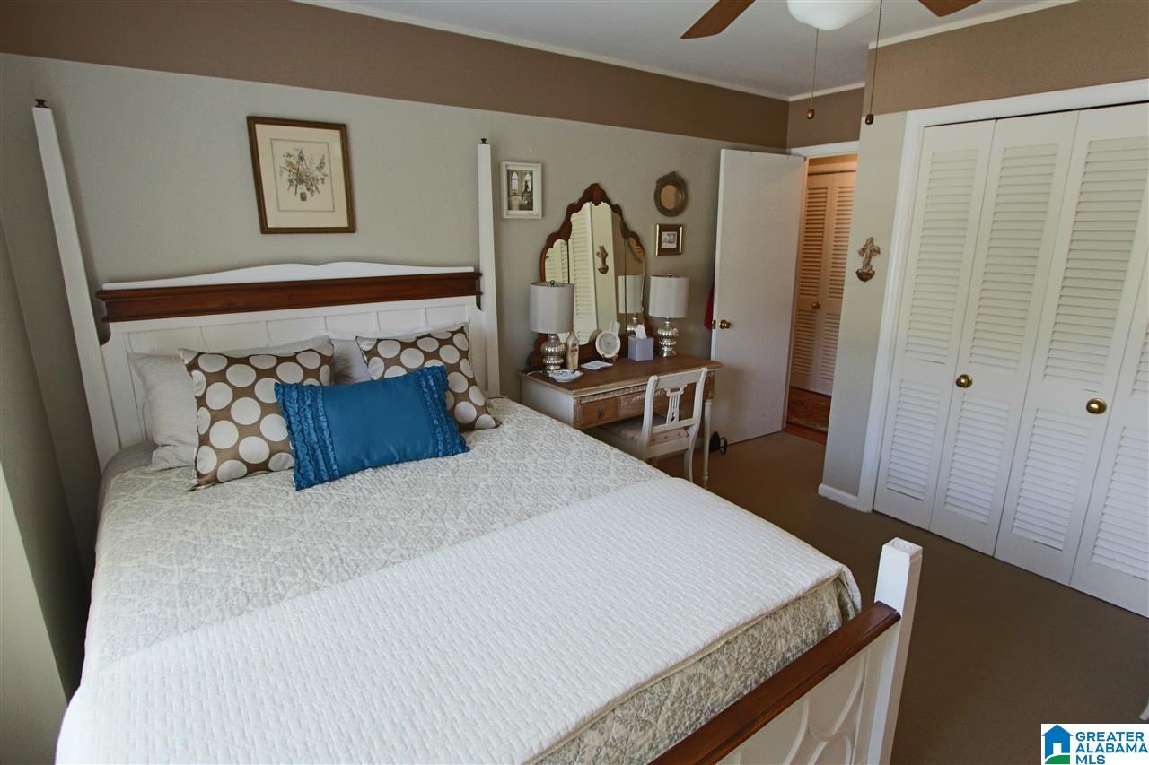 1753 Cornwall Road Birmingham, AL 35226 - Photo 9 of 36