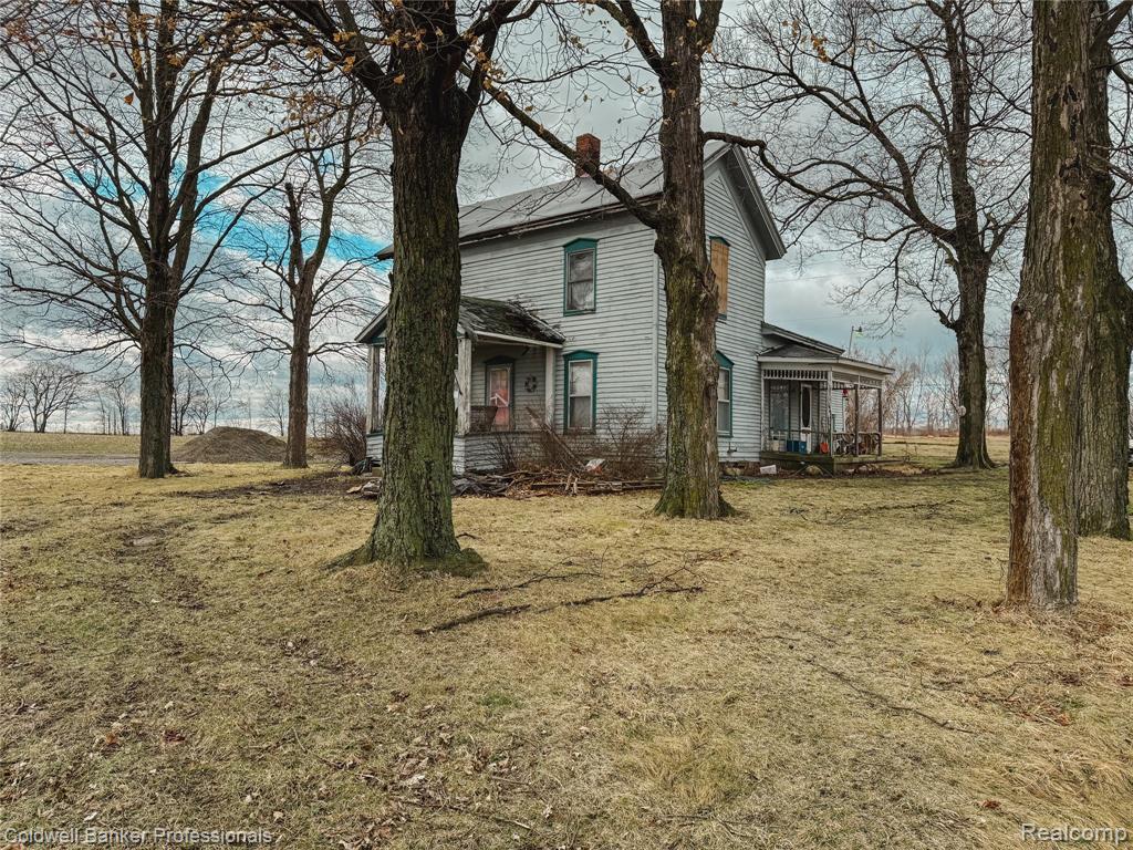 8312 Lahring Road Gaines, MI 48436 - Photo 3 of 15
