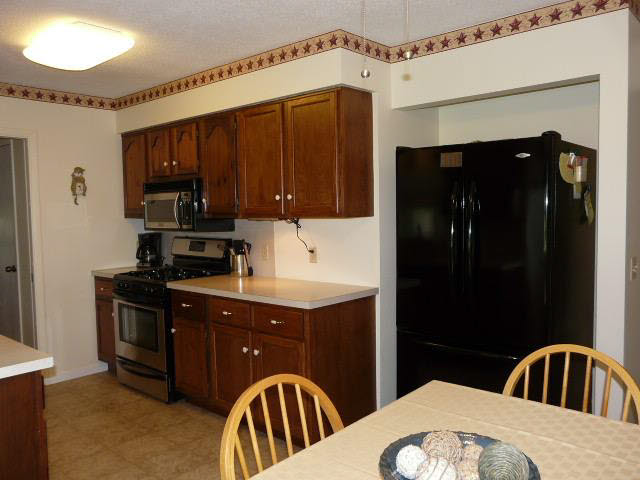 1890 West Rauch Temperance, MI 48182 - Photo 13 of 20 20366625-12.JPG