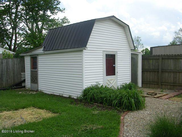 5119 Terry Road Louisville, KY 40216 - Photo 4 of 35 4