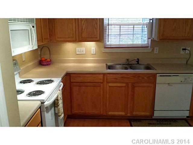 1277 Winding Path Road Lake Wylie, SC 29710 - Photo 3 of 11 Gallery Image 3