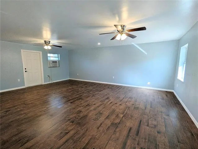 $425,000 | 1710 Robbins Road, Nokomis, FL 34275