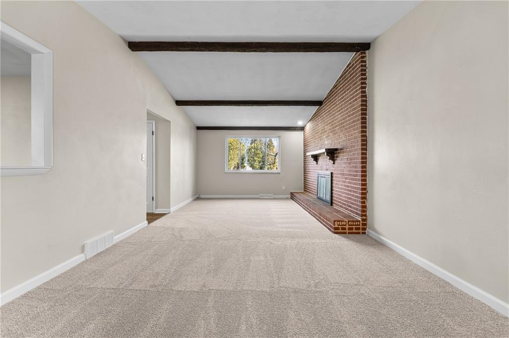 10 Rushmore Drive Pittsburgh, PA 15235 - Photo 11 of 37 a view of an empty room with a window