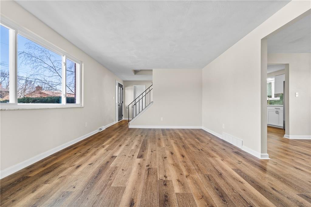 10 Rushmore Drive Pittsburgh, PA 15235 - Photo 16 of 37 a view of empty room with wooden floor