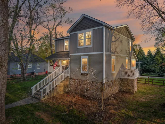 $375,000 | 8 West 8th Street, Chickamauga, GA 30707