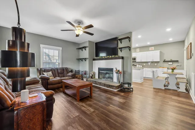 $375,000 | 8 West 8th Street, Chickamauga, GA 30707