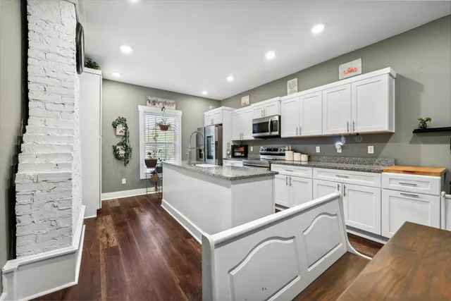 $375,000 | 8 West 8th Street, Chickamauga, GA 30707