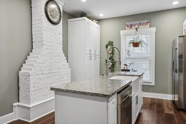 $375,000 | 8 West 8th Street, Chickamauga, GA 30707