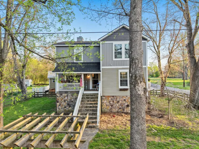 $375,000 | 8 West 8th Street, Chickamauga, GA 30707