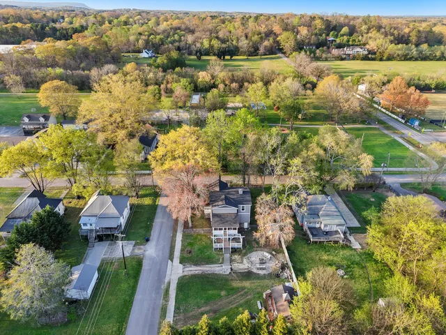 $375,000 | 8 West 8th Street, Chickamauga, GA 30707