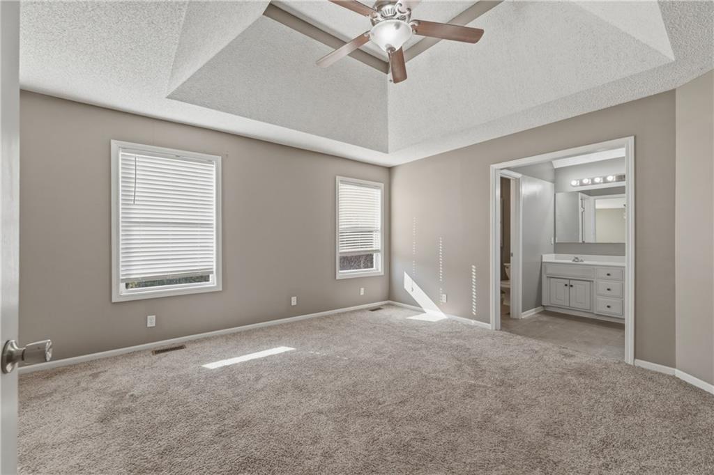 2513 Southwest 12 Street Lee's Summit, MO 64081 - Photo 14 of 42