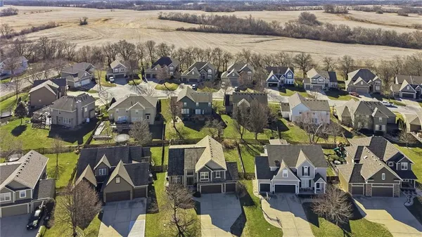 $485,000 | 2513 Southwest 12 Street, Lee's Summit, MO 64081