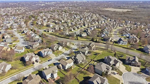 $485,000 | 2513 Southwest 12 Street, Lee's Summit, MO 64081
