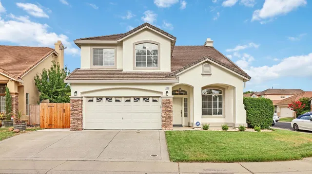 $710,000 | 8900 Rising Mist Way, Roseville, CA 95747