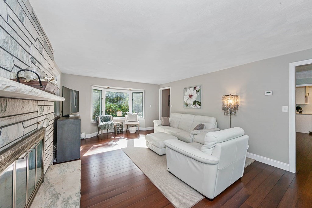 24 Amey Road Wayland, MA 01778 - Photo 8 of 38 Gallery Image 8