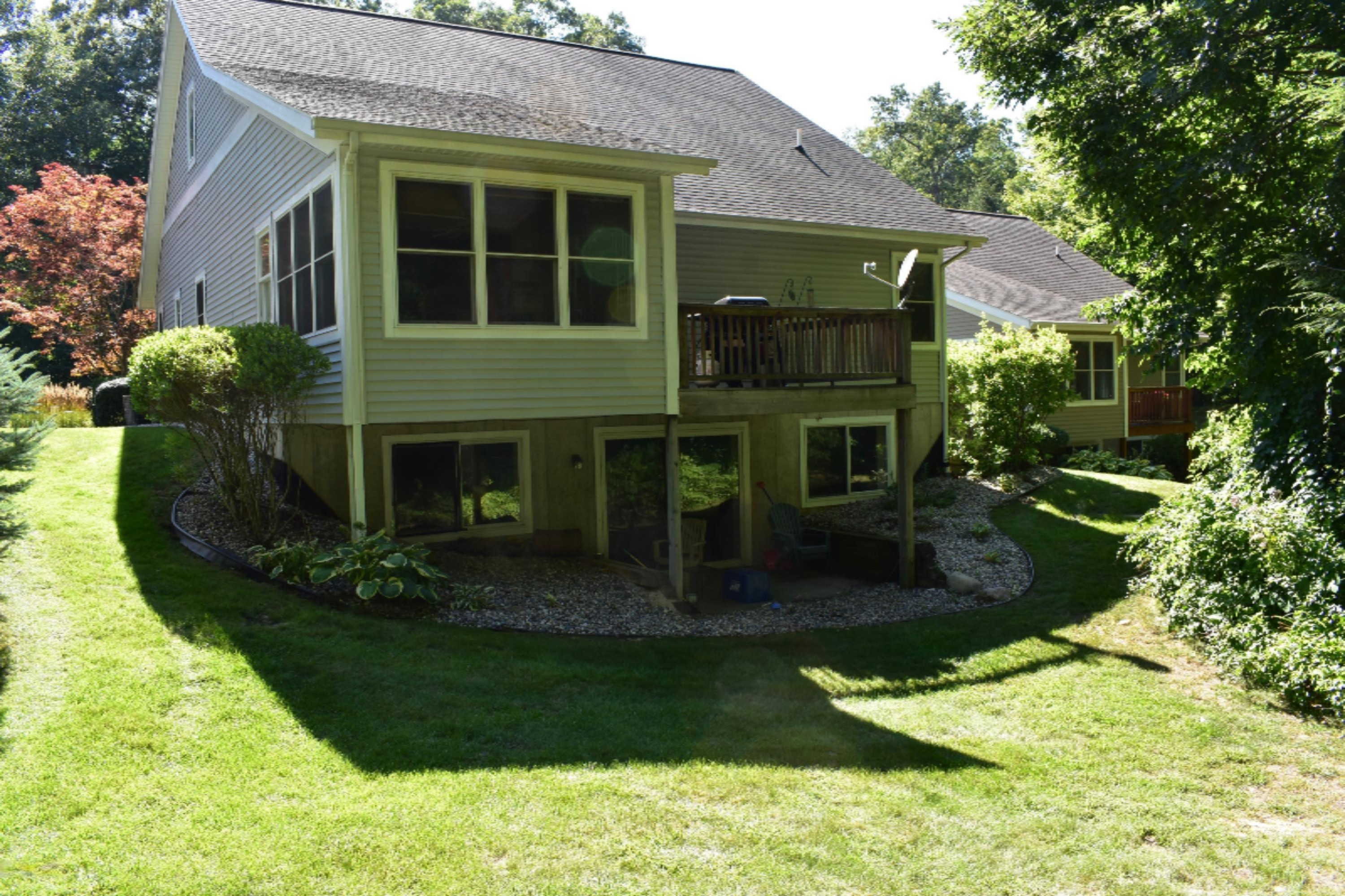 19106 Ravine Rdg Drive Spring Lake, MI 49456 - Photo 3 of 38 DSC_0446