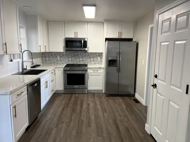 $4,500 | 4338 Terrabella Way, Oakland, CA 94619