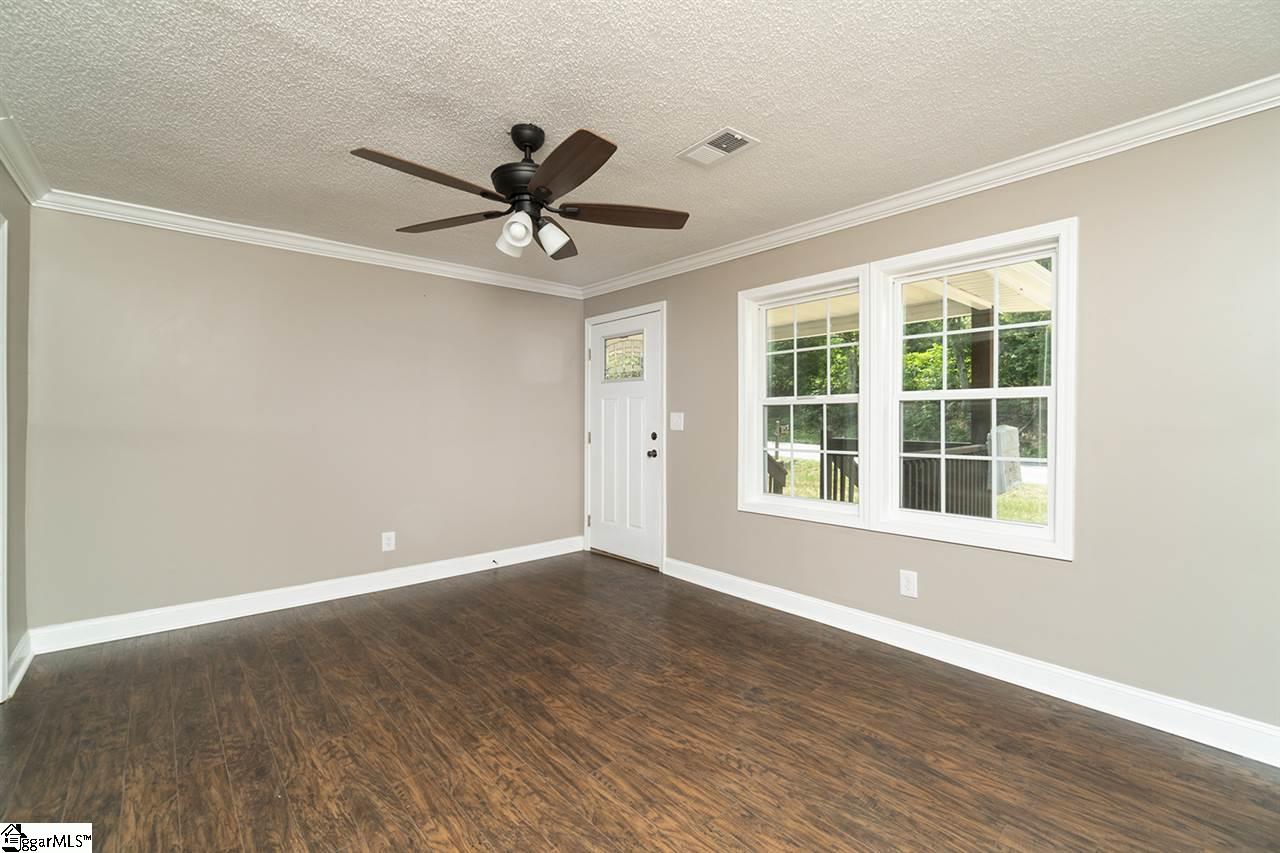 5108 State Park Road Travelers Rest, SC 29690 - Photo 3 of 19 Gallery Image 3