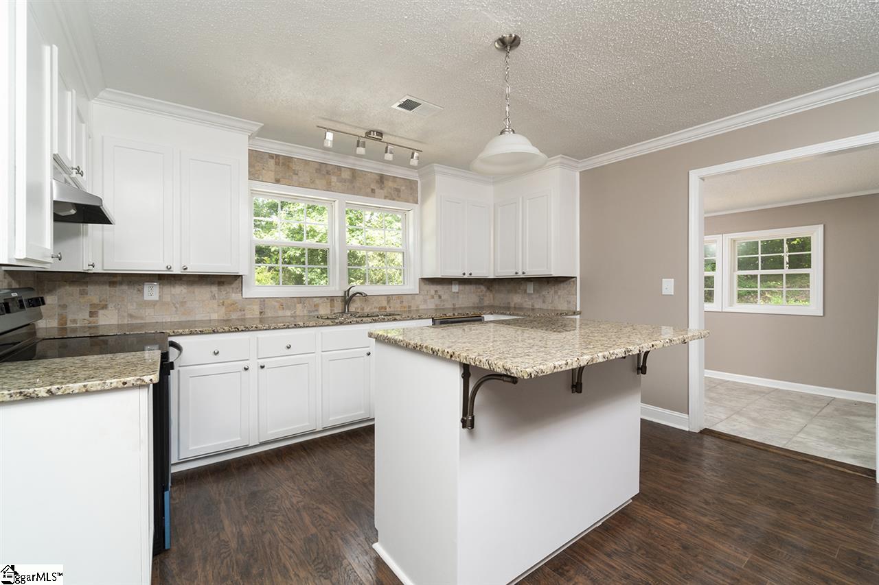5108 State Park Road Travelers Rest, SC 29690 - Photo 5 of 19 Gallery Image 5