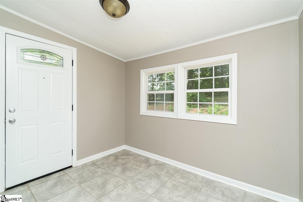 5108 State Park Road Travelers Rest, SC 29690 - Photo 9 of 19 Gallery Image 9