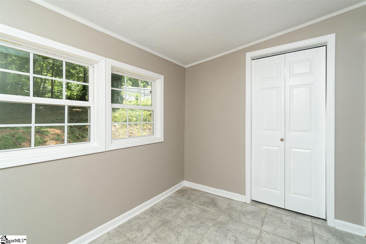 5108 State Park Road Travelers Rest, SC 29690 - Photo 10 of 19 Gallery Image 10