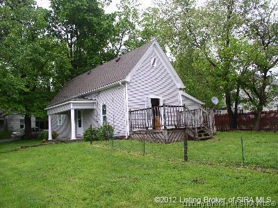9025 Walnut Street Georgetown, IN 47122 - Photo 2 of 12