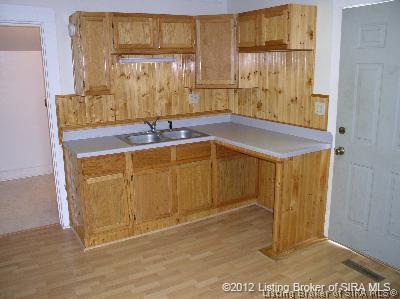 9025 Walnut Street Georgetown, IN 47122 - Photo 5 of 12