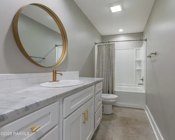 $1,600 | 111 Oak Plains Alley, Lafayette, LA 70508