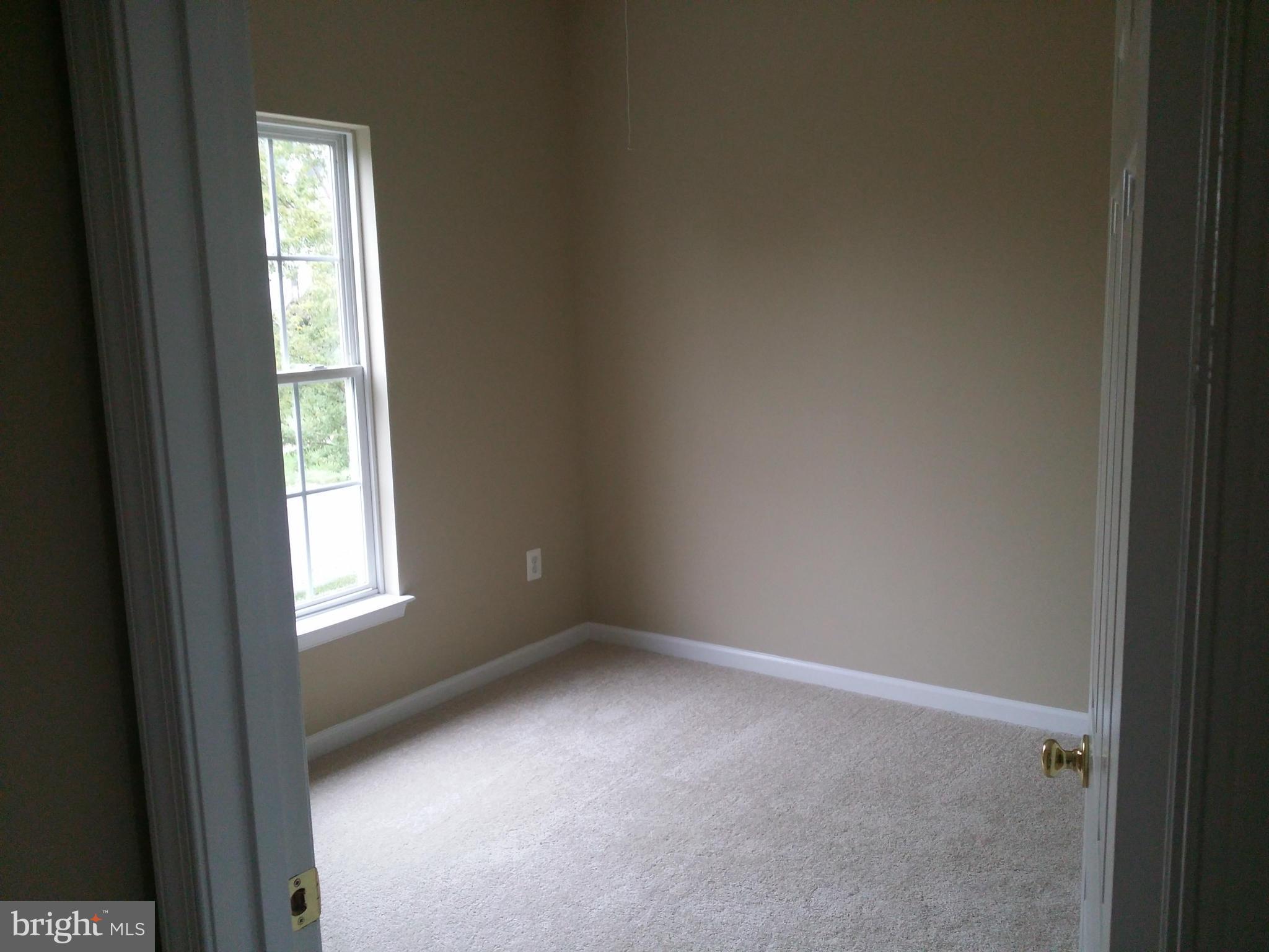 18412 Ashmeade Road Boyds, MD 20841 - Photo 8 of 17 Bedroom
