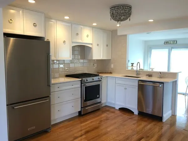 $3,500 | 519 Bennington Street, Boston, MA 02128