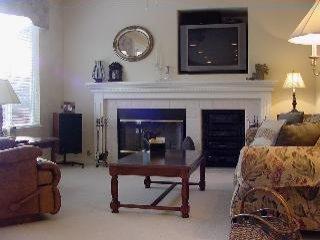 1535 Marcel Place Rohnert Park, CA 94928 - Photo 5 of 10 Gallery Image 5
