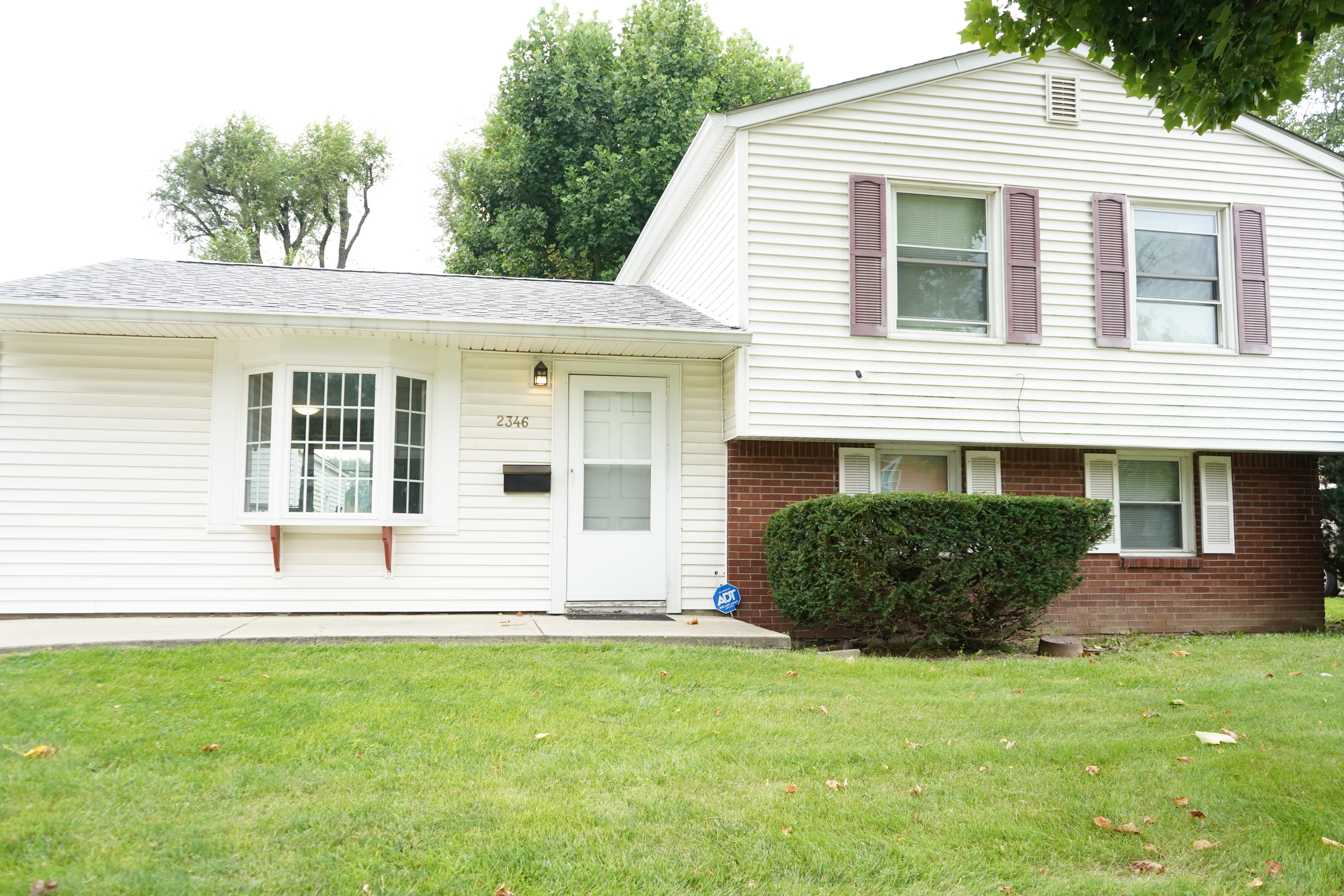2346 Sickle Road Indianapolis, IN 46219 - Photo 1 of 36 Gallery Image 1