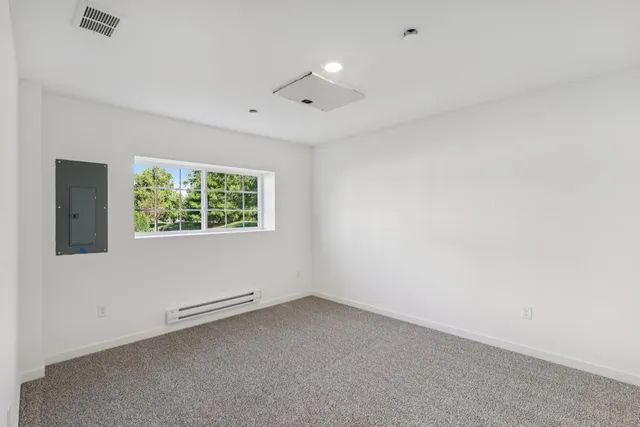 $329,990 | 901 Briar Gln Court, Hampshire, IL 60140