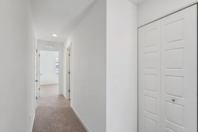 $329,990 | 901 Briar Gln Court, Hampshire, IL 60140