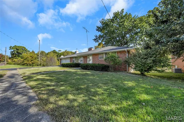 $189,900 | 1102 Vine Street, Fulton, MO 65251