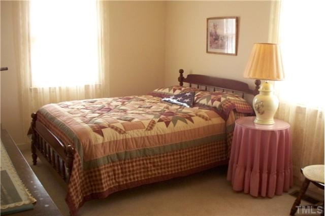 760 Webb Road Dunn, NC 28334 - Photo 9 of 12 Guest bedroom next to office area