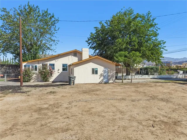 $749,000 | 11285 Cherry Avenue, Cherry Valley, CA 92223