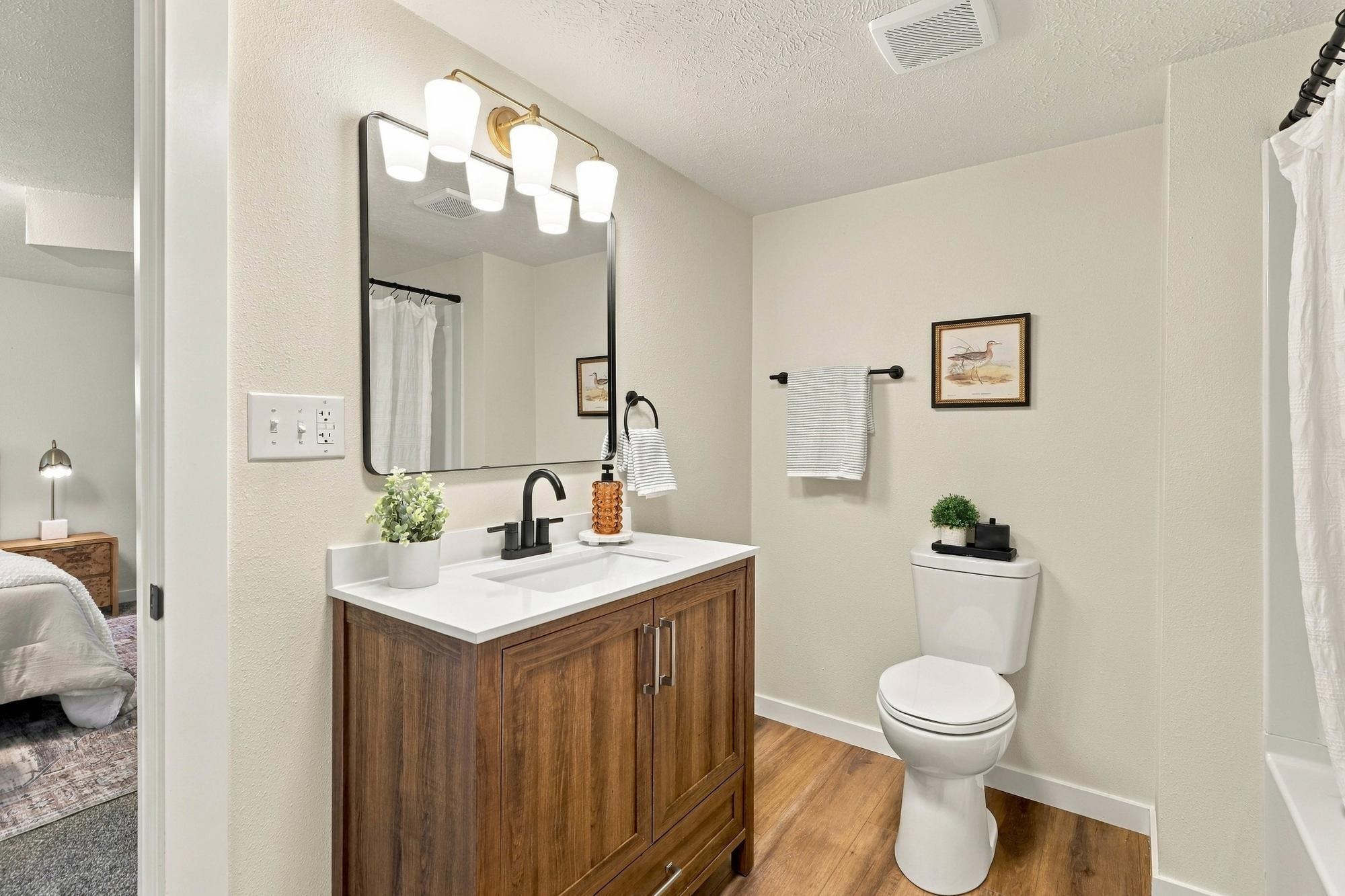 2017 West Cleveland Avenue Spokane, WA 99205 - Photo 15 of 39 Gallery Image 15