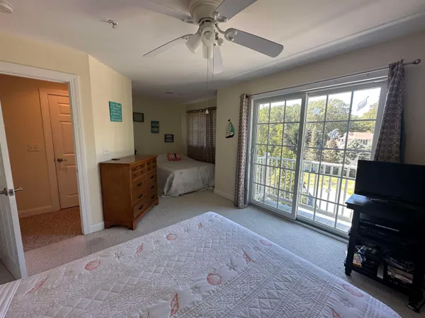 $2,800 | 42 Walnut Street, Unit 1, Old Orchard Beach, ME 04064