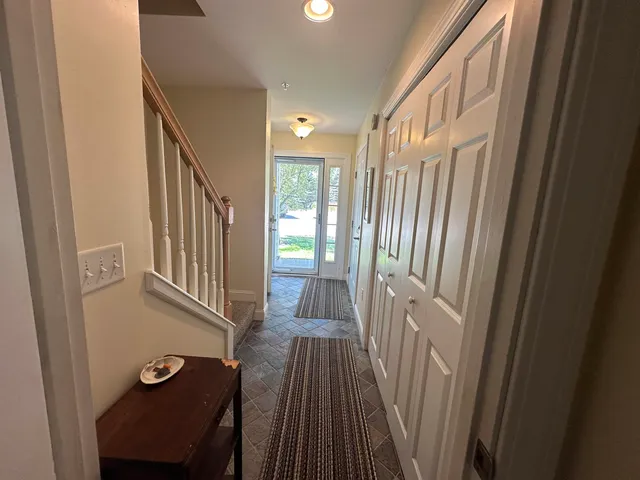 $2,800 | 42 Walnut Street, Unit 1, Old Orchard Beach, ME 04064