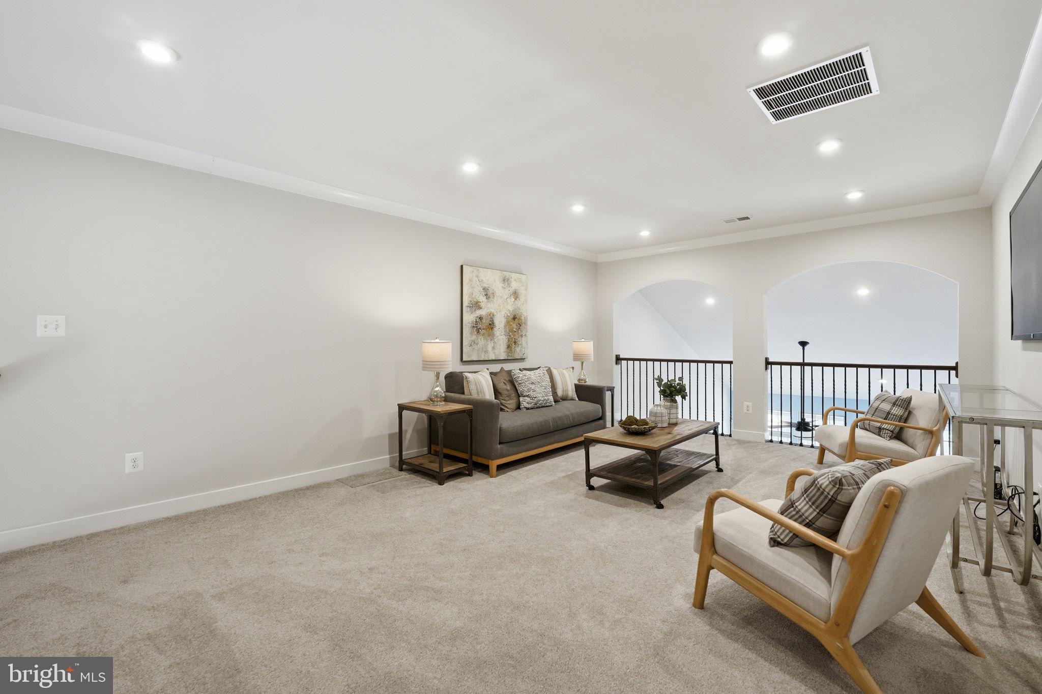 2252 Red Pine Loop Dumfries, VA 22026 - Photo 28 of 87 Flexible space for office or