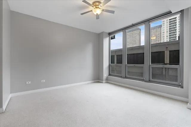 $299,900 | 565 West Quincy Street, Unit 1202, Chicago, IL 60661