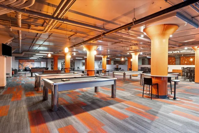 $299,900 | 565 West Quincy Street, Unit 1202, Chicago, IL 60661