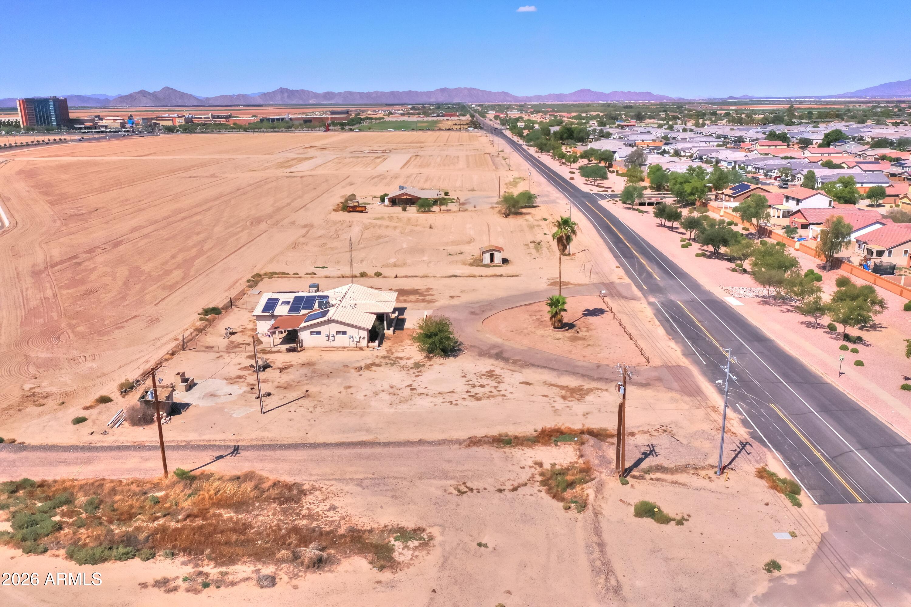 43983 West Farrell Road Maricopa, AZ 85138 - Photo 4 of 16 04