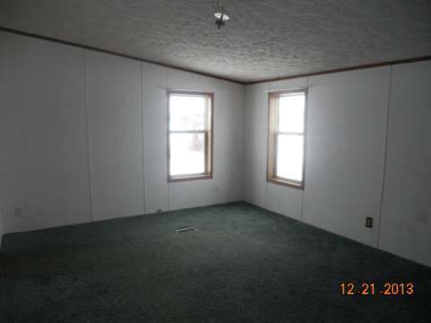 7760 East Deckerville Road Deford, MI 48729 - Photo 6 of 12 20389345-5.JPG