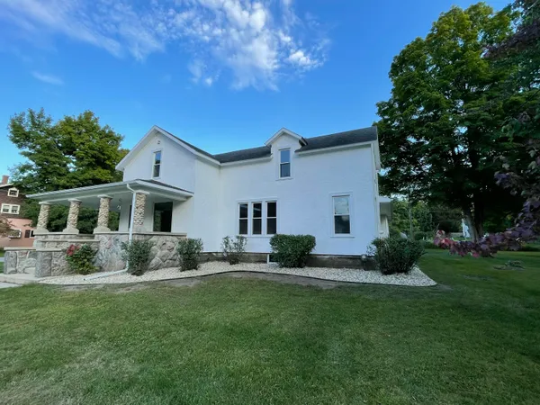 $329,000 | 24195 Third Avenue, Mattawan, MI 49071