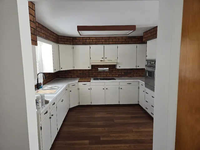 $329,000 | 24195 Third Avenue, Mattawan, MI 49071